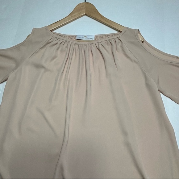 Amanda Uprichard Beige 100% Polyester Cold Shoulder Blouse - Picture 4 of 6